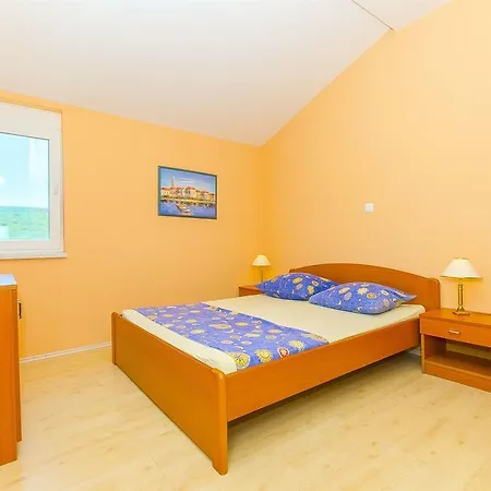 Kazimir Apartman *
