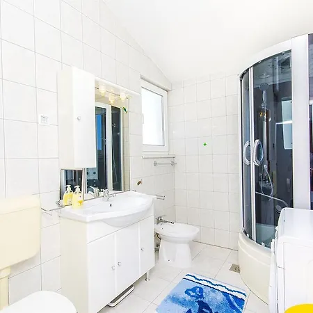Apartman Kazimir Nečujam